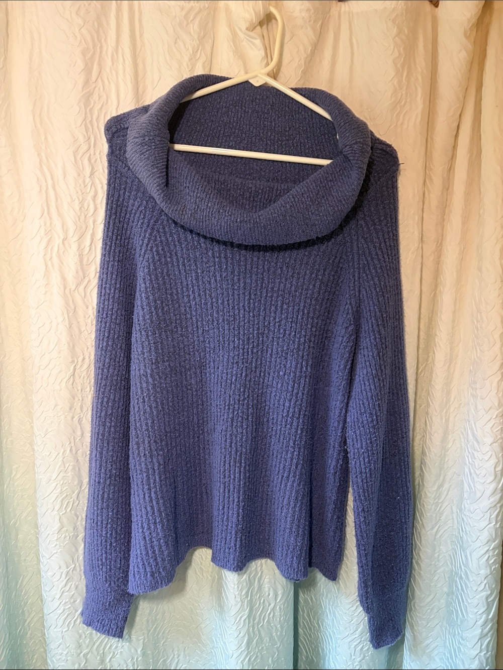 Hooked Up by IOT Blue Ribbed Cowl Neck Sweater